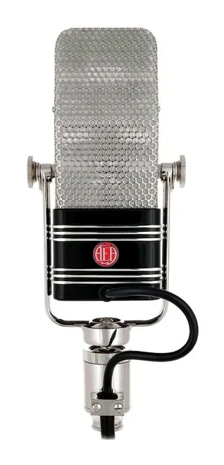 AEA R44CX, vista 3