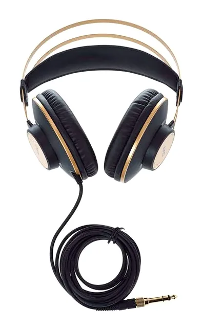 AKG K-92, vista 4