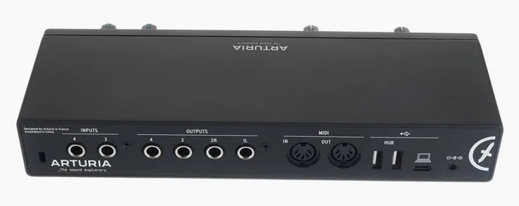 Arturia MiniFuse 4 Black, vista 4