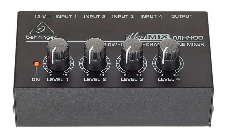 Behringer MX400, vista 2