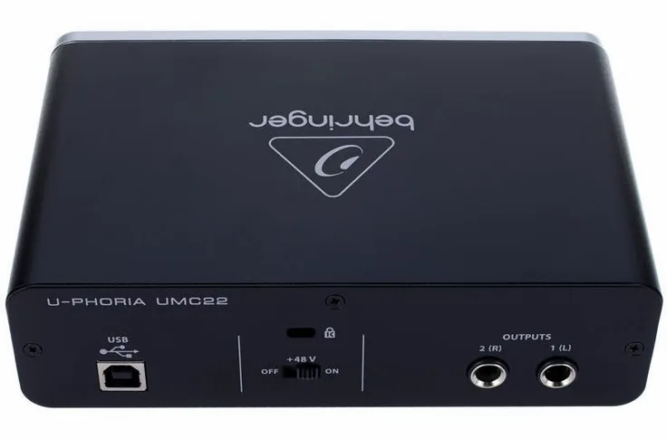Behringer U-Phoria UMC22, vista 4