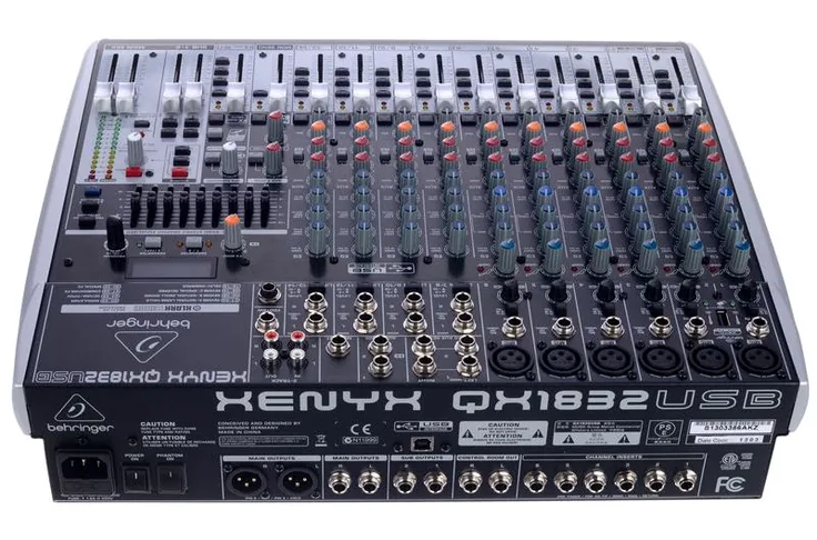 Behringer Xenyx QX1832USB, vista 3