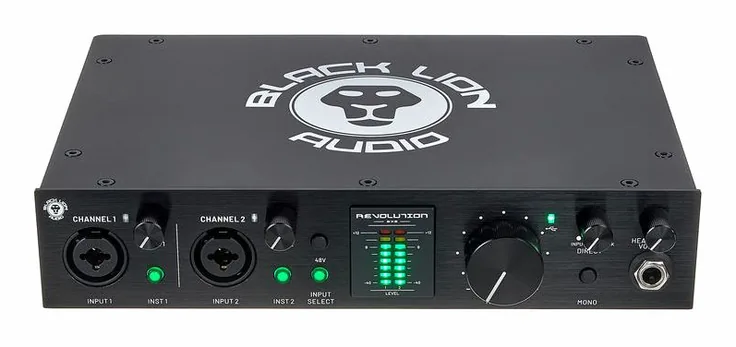 Black Lion Audio Revolution 2x2, vista 2