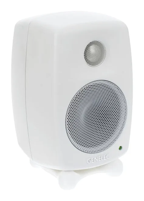 Genelec 8010 AW, vista 3