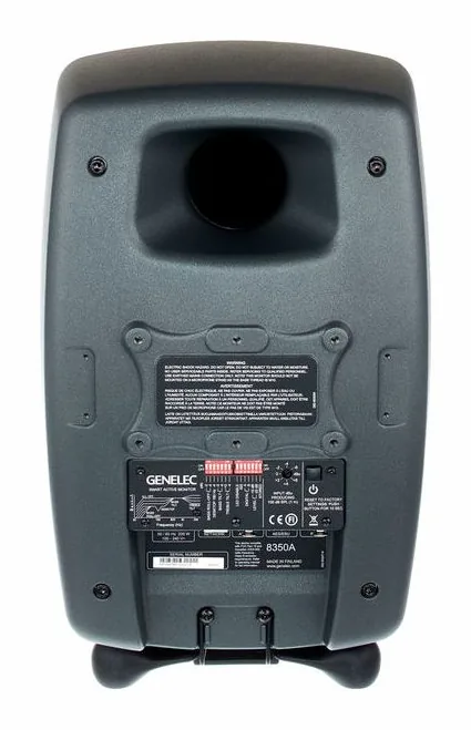 Genelec 8350 APM, vista 4