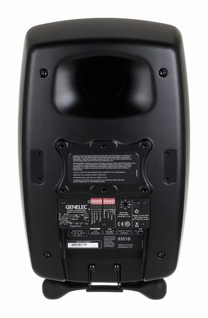 Genelec 8351BM, vista 4