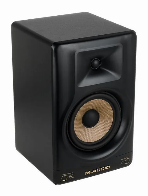 M-Audio Forty Sixty, vista 3