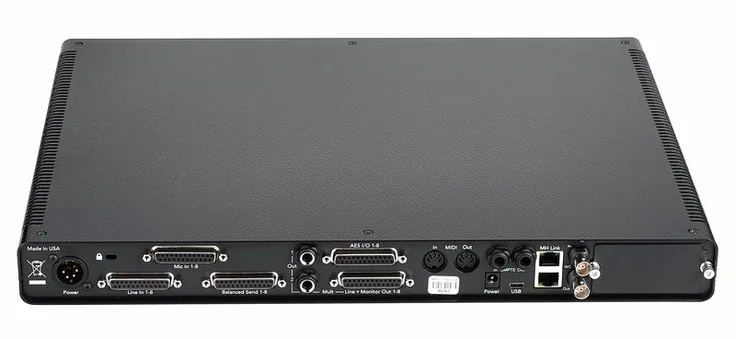 Metric Halo ULN-8 mkIV, vista 4