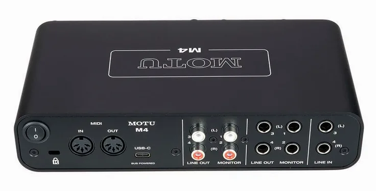 MOTU M4, vista 4