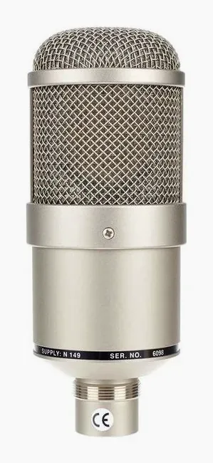Neumann M147, vista 3