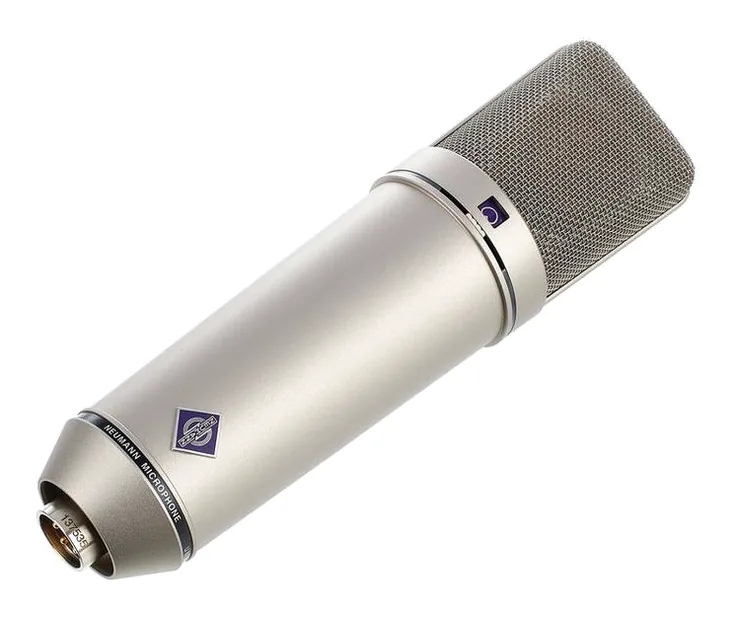 Neumann U87 Ai, vista 3