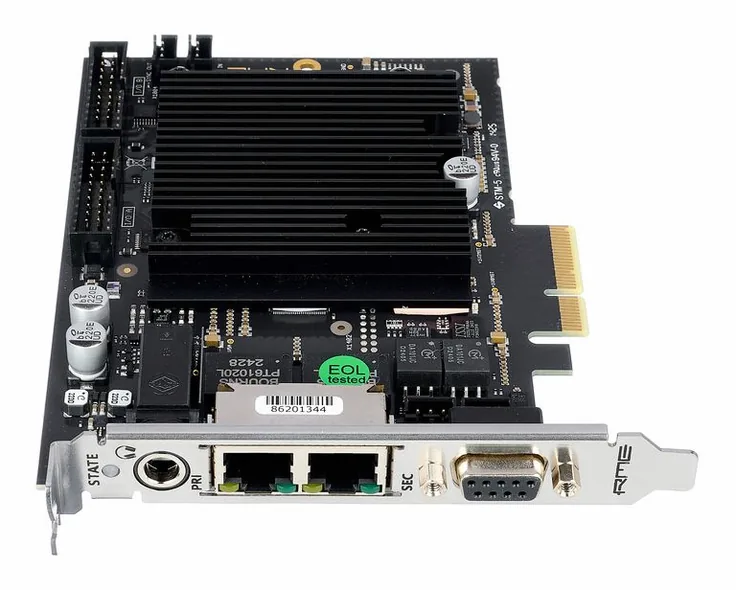 RME HDSPe AoX-D, vista 2