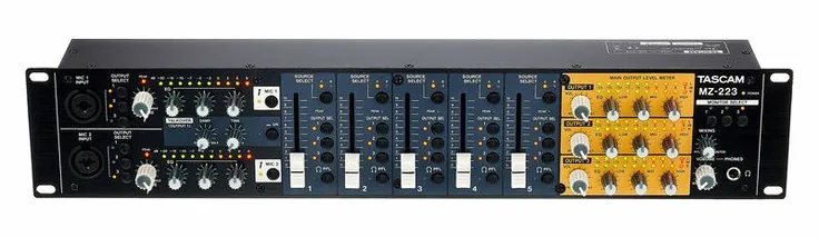 Tascam MZ-223, vista 2