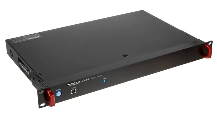 Tascam MX-8A, vista 3