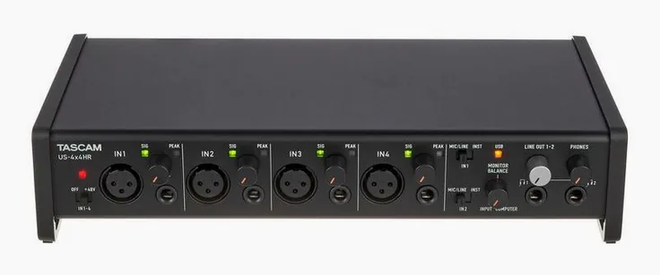 Tascam US-4x4HR, vista 2