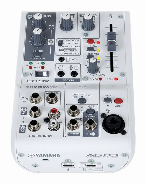 Yamaha AG03 MK2 WH, vista 4
