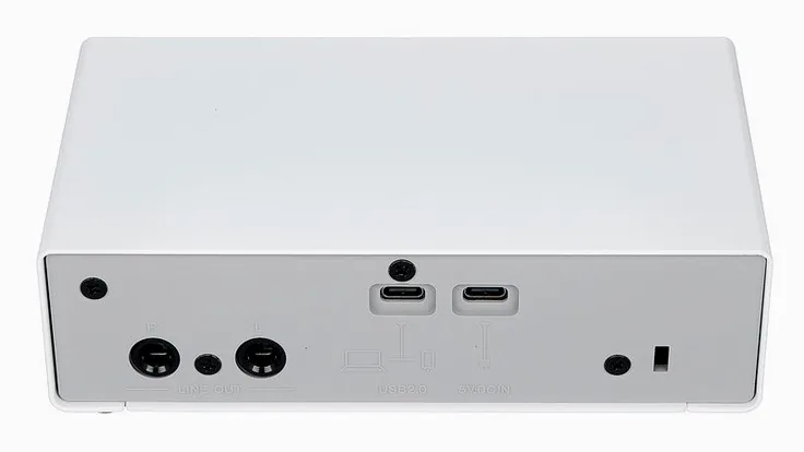 Yamaha UR12 MK3 White, vista 4