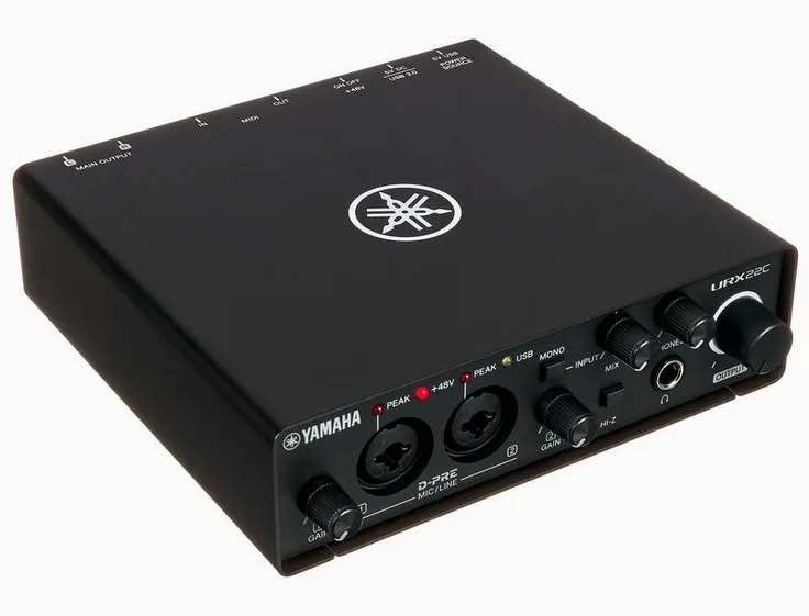 Yamaha URX22C, vista 3