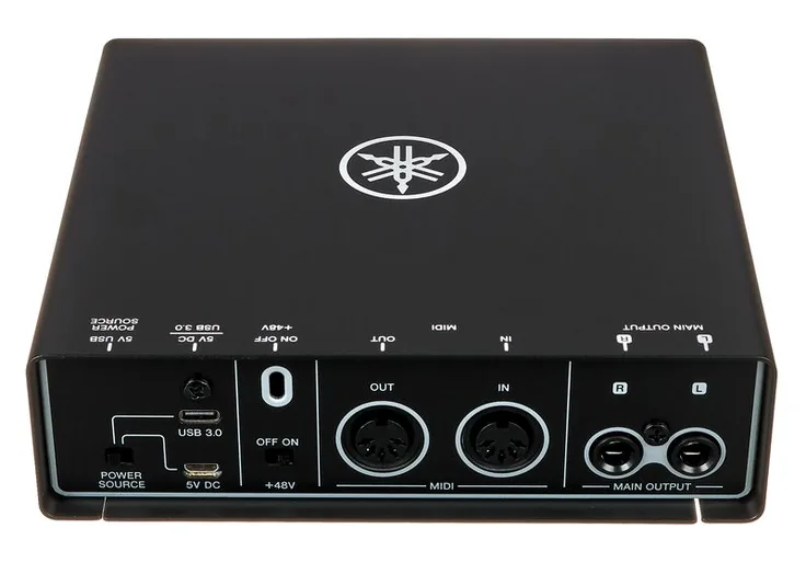 Yamaha URX22C, vista 4